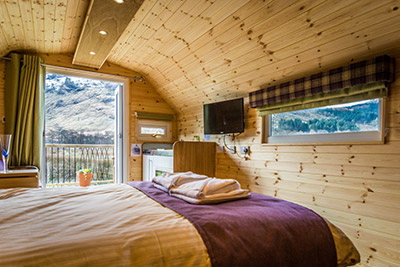 Heart of Glencoe Holidays, Glencoe