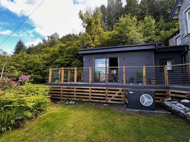 Hungry Robin Lodge at Craiglinnhe House